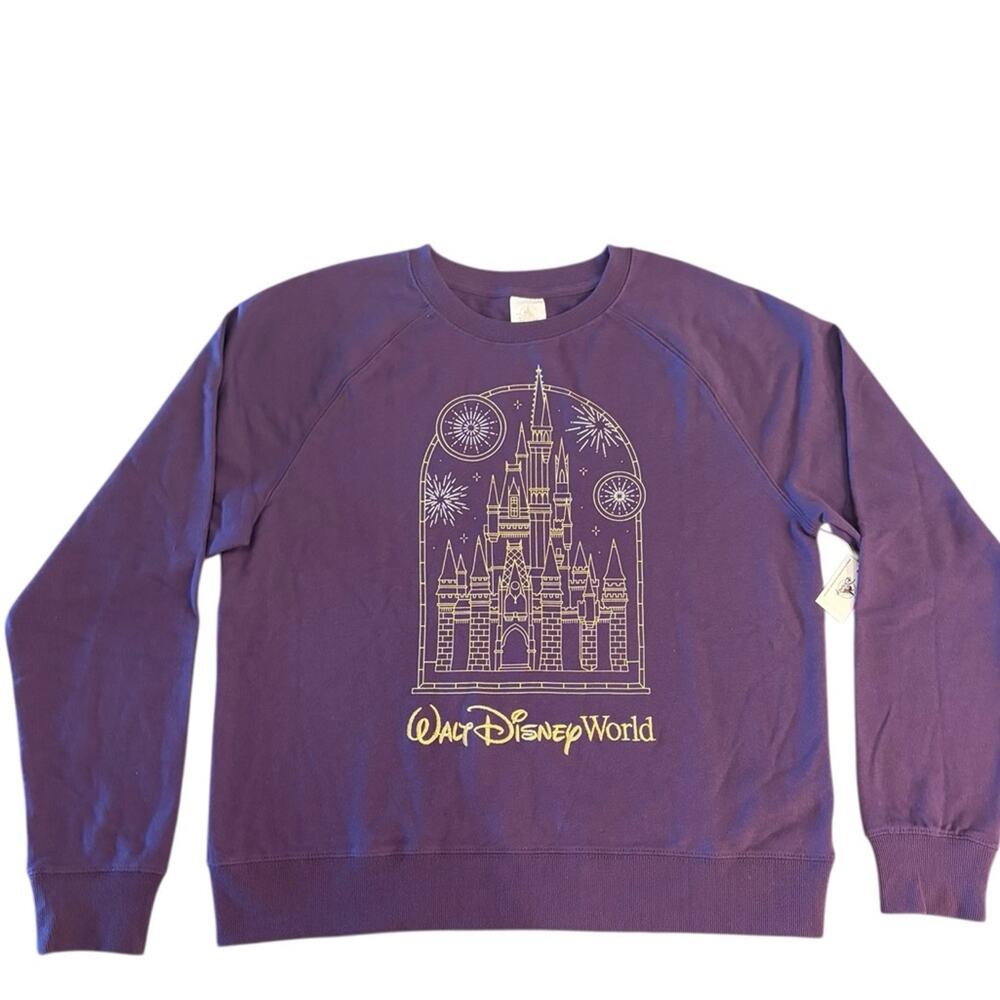 2025 Disney WDW Magic Kingdom Castle Sweatshirt Fireworks Purple Size Medium NWT